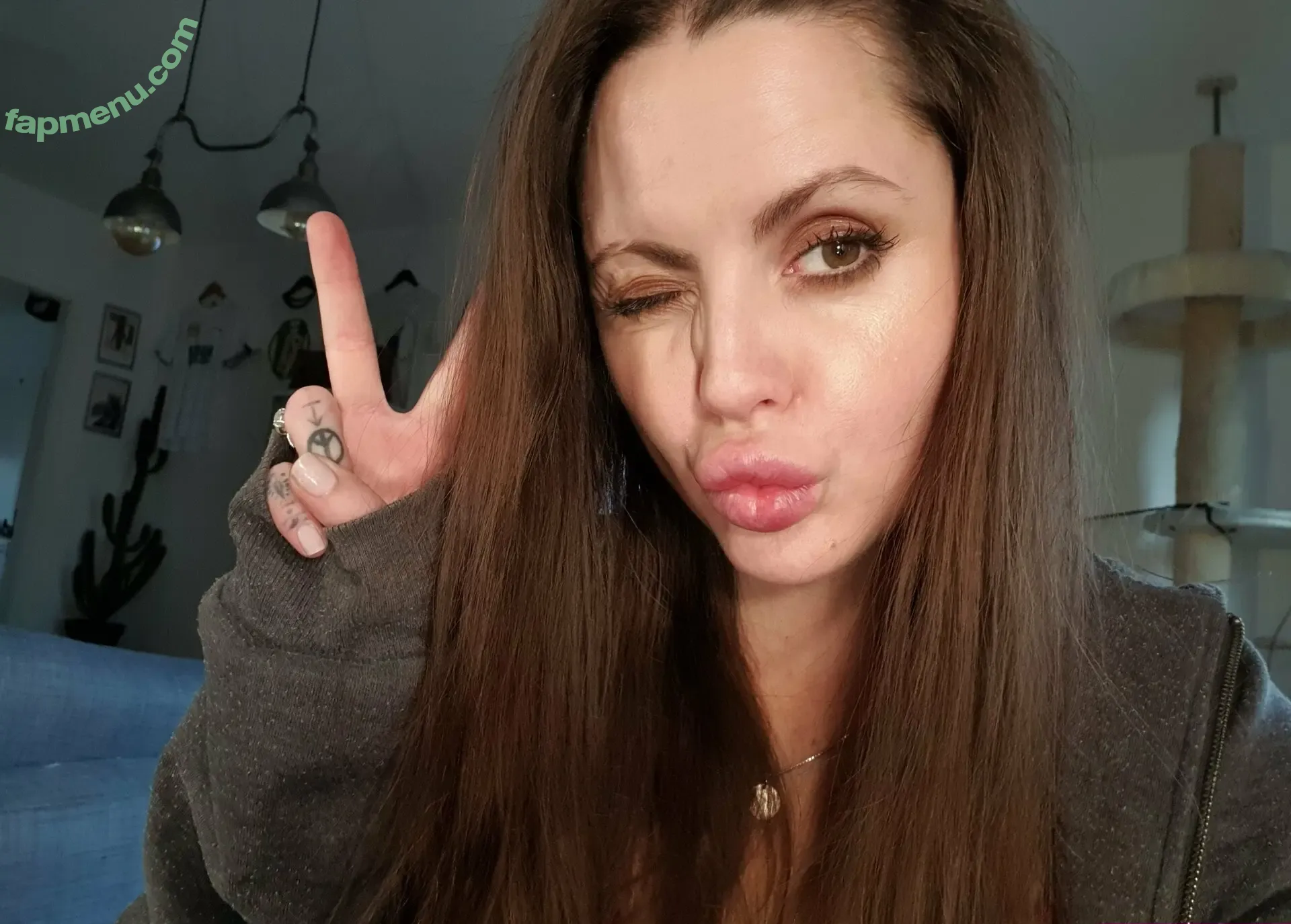 wineboobsandtattoos nude photo #0010 (wineboobsandtattoos)