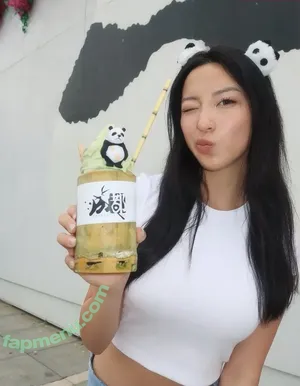 Winnie Chang / winnieechang nude photo #0379