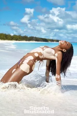 Winnie Harlow / winnieharlow nude photo #0119