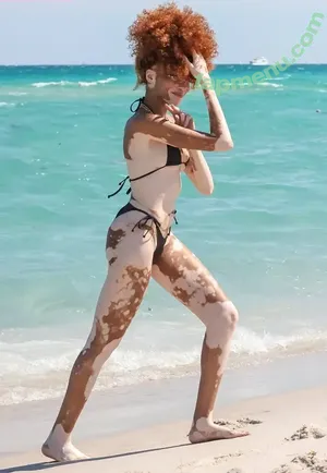Winnie Harlow / winnieharlow nude photo #0498