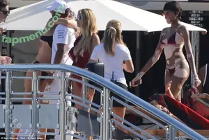 Winnie Harlow / officialwinnieharlow / winnieharlow nude photo #0593