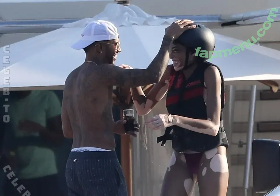 Winnie Harlow nude photo #0595 (officialwinnieharlow / winnieharlow)