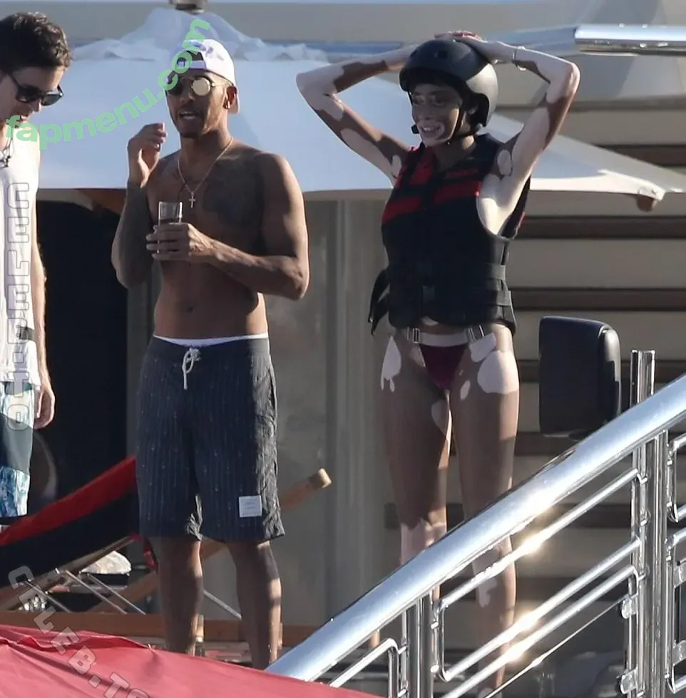 Winnie Harlow nude photo #0601 (officialwinnieharlow / winnieharlow)