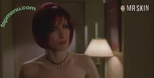Winona Ryder / winonaryderofficial nude photo #0295