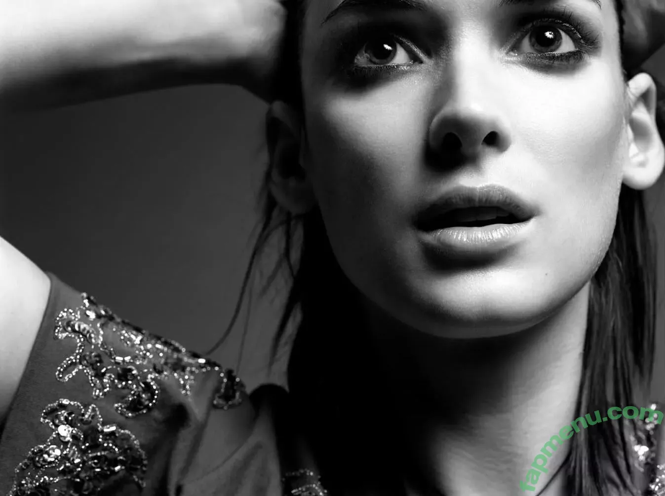 Winona Ryder nude photo #0017 (winonaryderofficial)