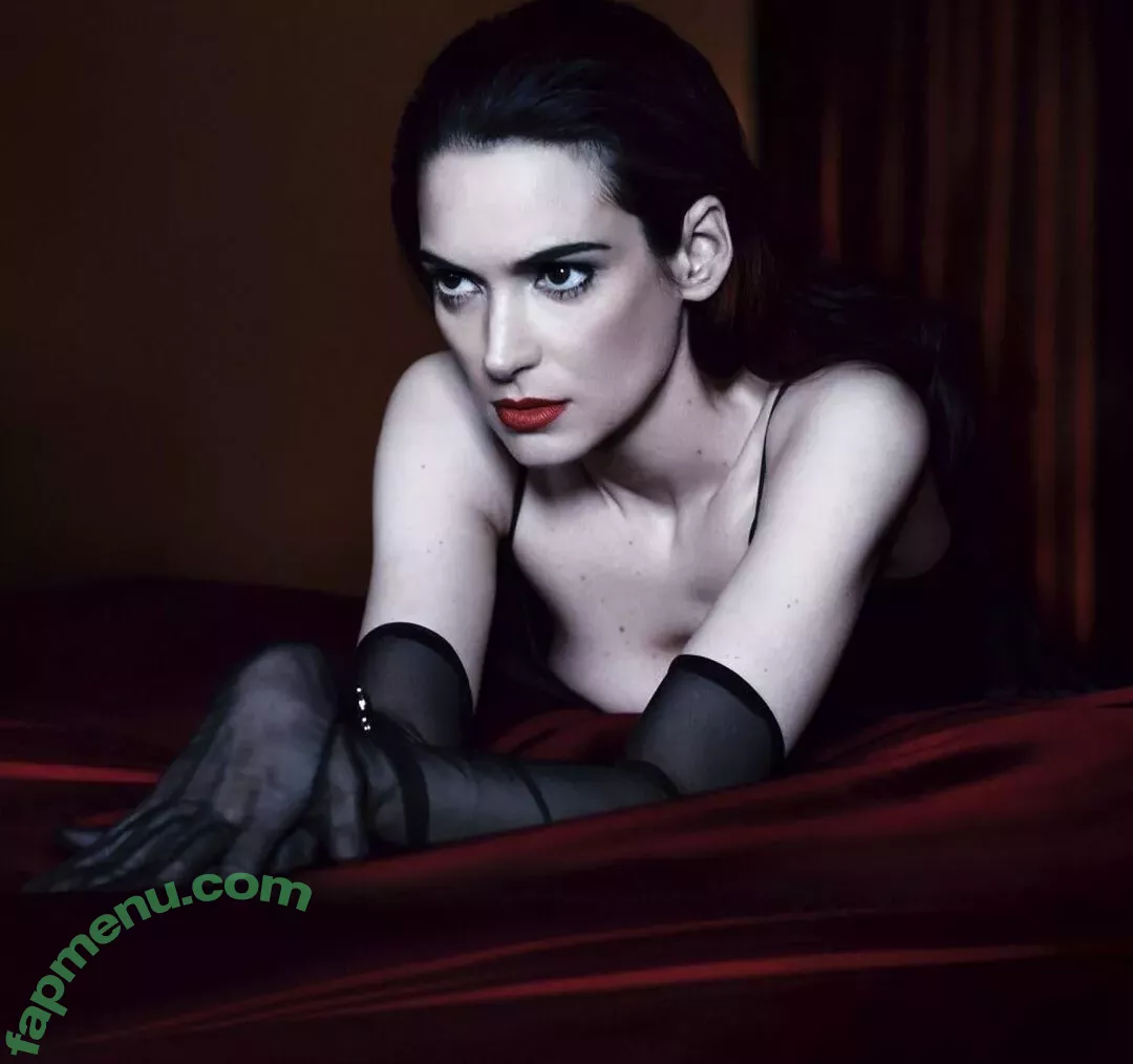 Winona Ryder nude photo #0019 (winonaryderofficial)