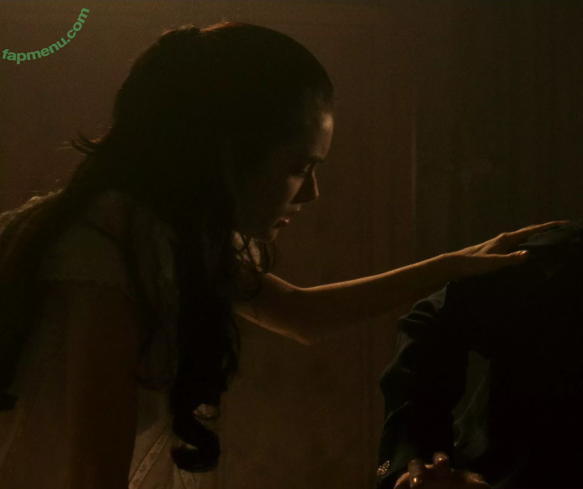 Winona Ryder nude photo #0022 (winonaryderofficial)