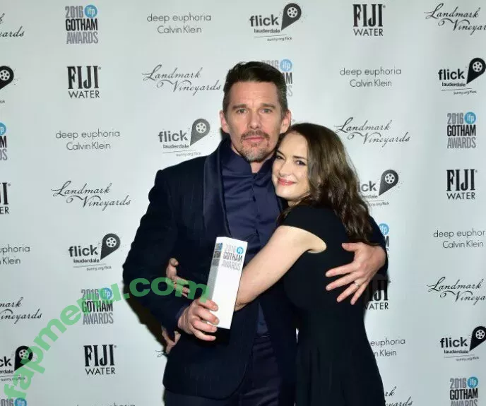 Winona Ryder nude photo #0080 (winonaryderofficial)