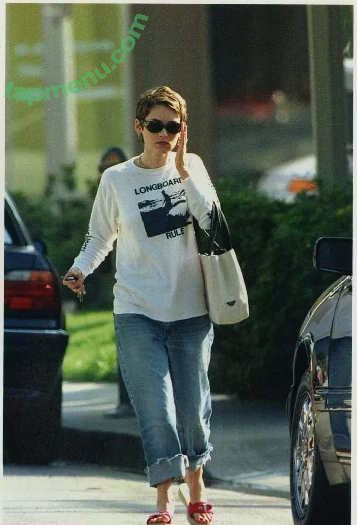 Winona Ryder nude photo #0082 (winonaryderofficial)