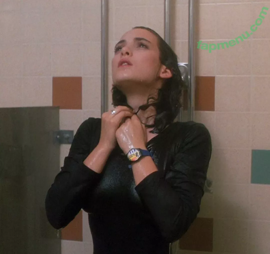 Winona Ryder nude photo #0112 (winonaryderofficial)