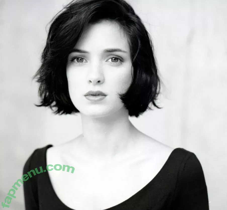 Winona Ryder nude photo #0117 (winonaryderofficial)