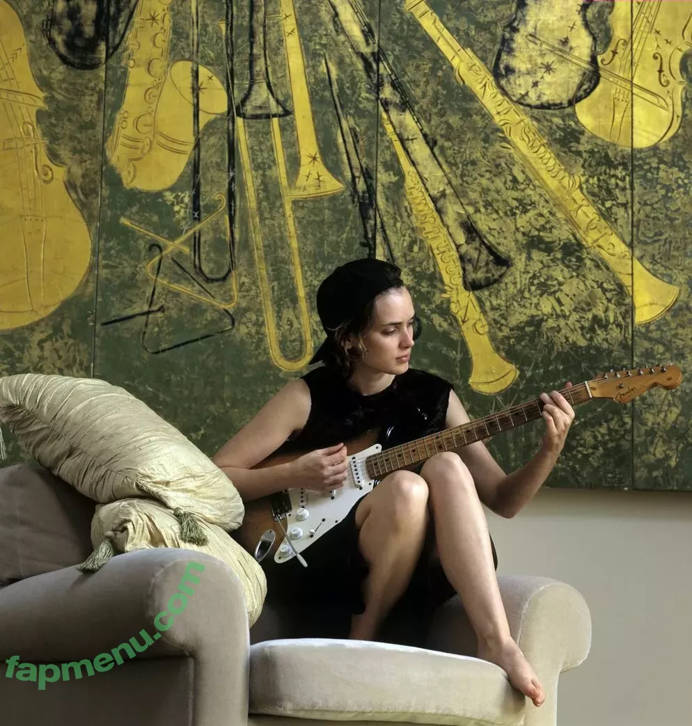 Winona Ryder nude photo #0131 (winonaryderofficial)