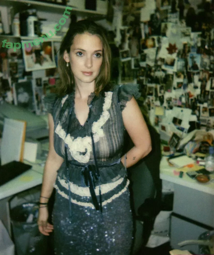 Winona Ryder nude photo #0145 (winonaryderofficial)