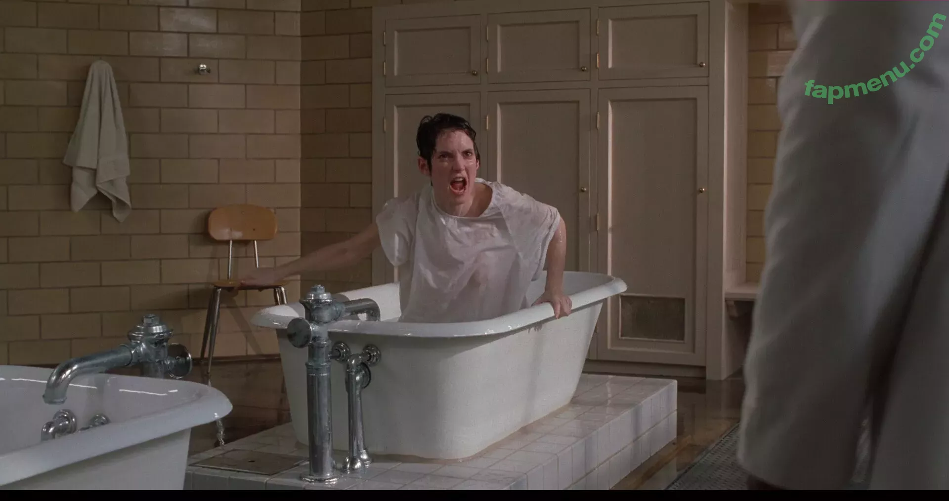 Winona Ryder nude photo #0175 (winonaryderofficial)