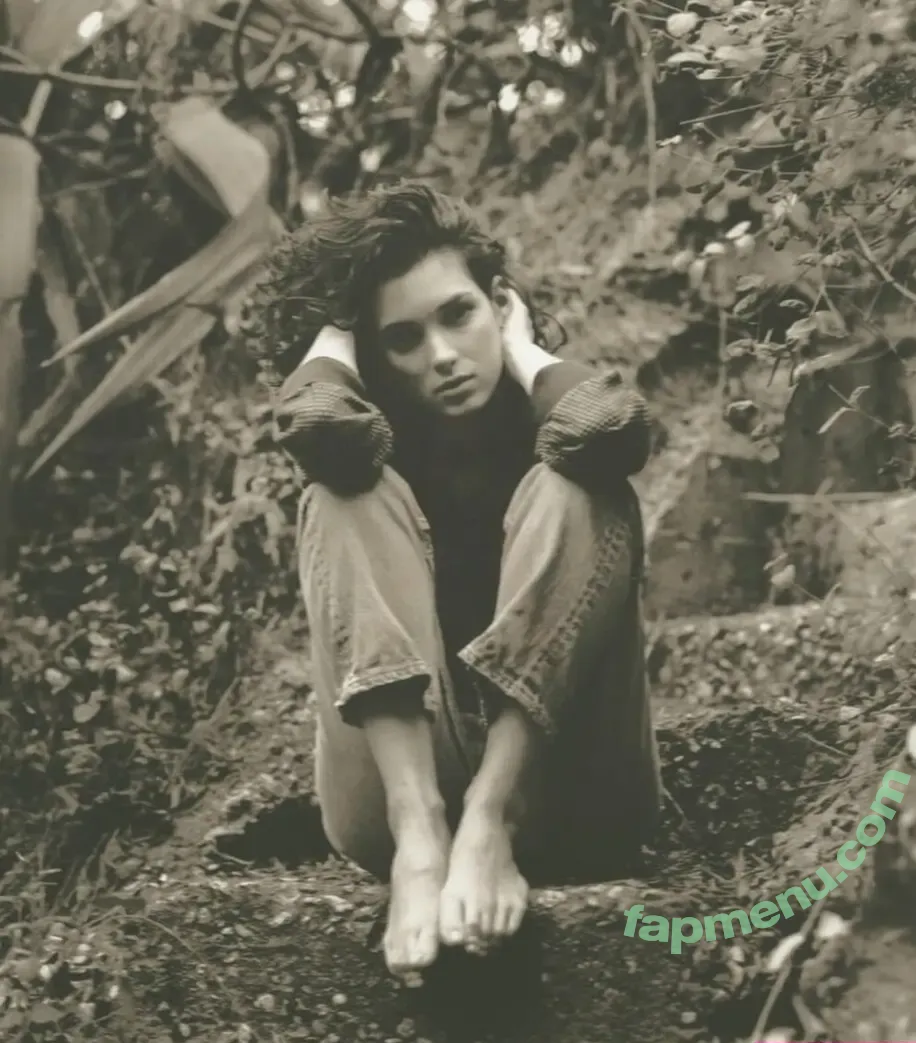 Winona Ryder nude photo #0318 (winonaryderofficial)