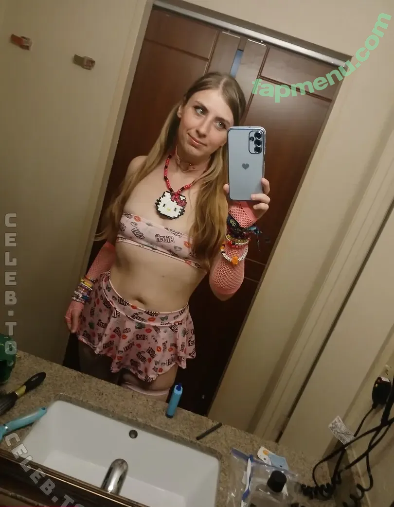 Winter Flynn nude photo #0007 (WinterFlynnxo)