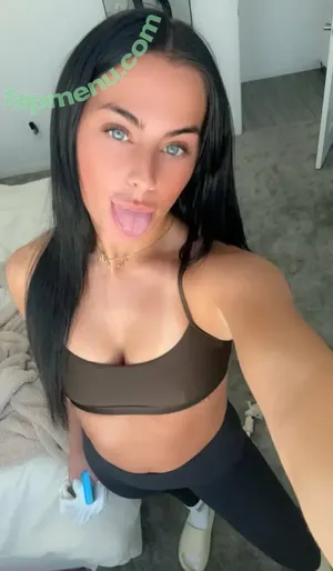 winterclaire / winterclairee nude photo #0046