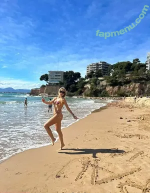  nude photo #0005