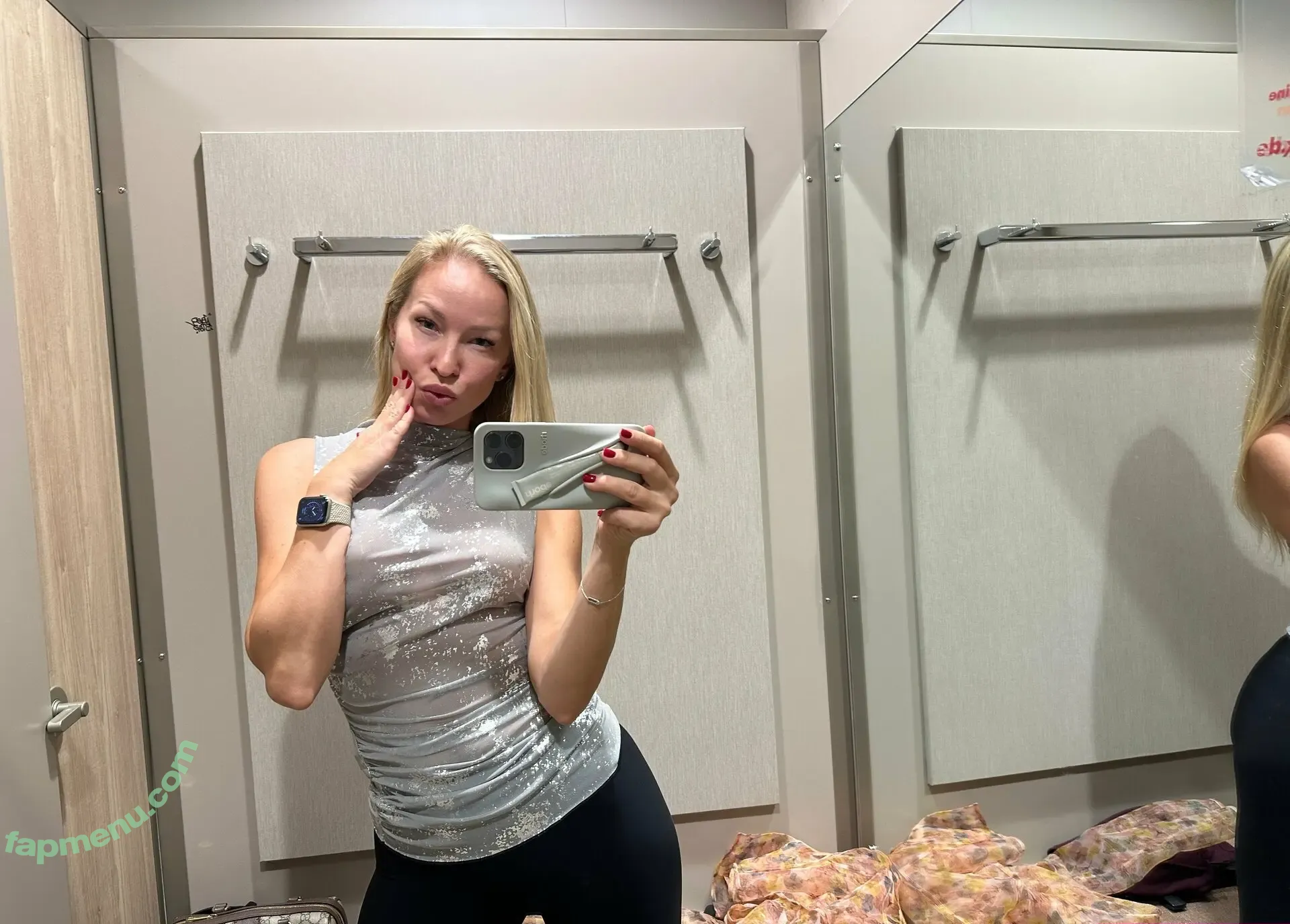 wise_mommyy nude photo #0114 (wise_mommyy)