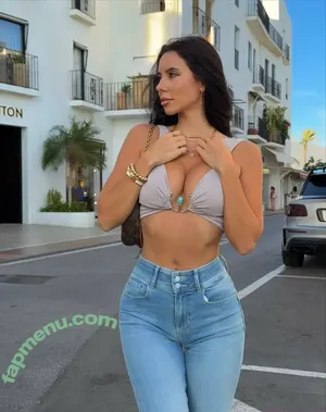 wisnniowa / Roksana nude photo #0156