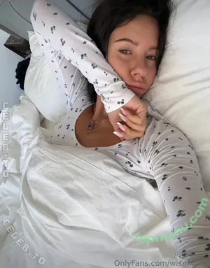 wisnniowa / Roksana nude photo #0161