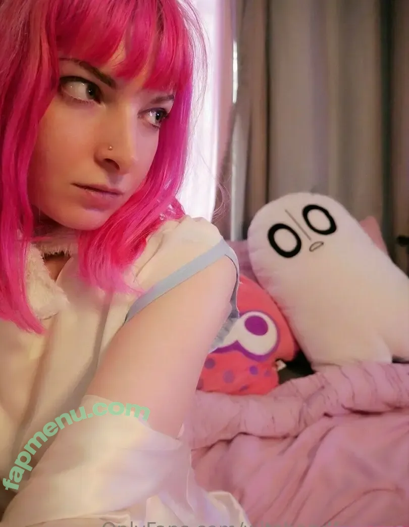 witchandfamous nude photo #0026 (witchandfamous)