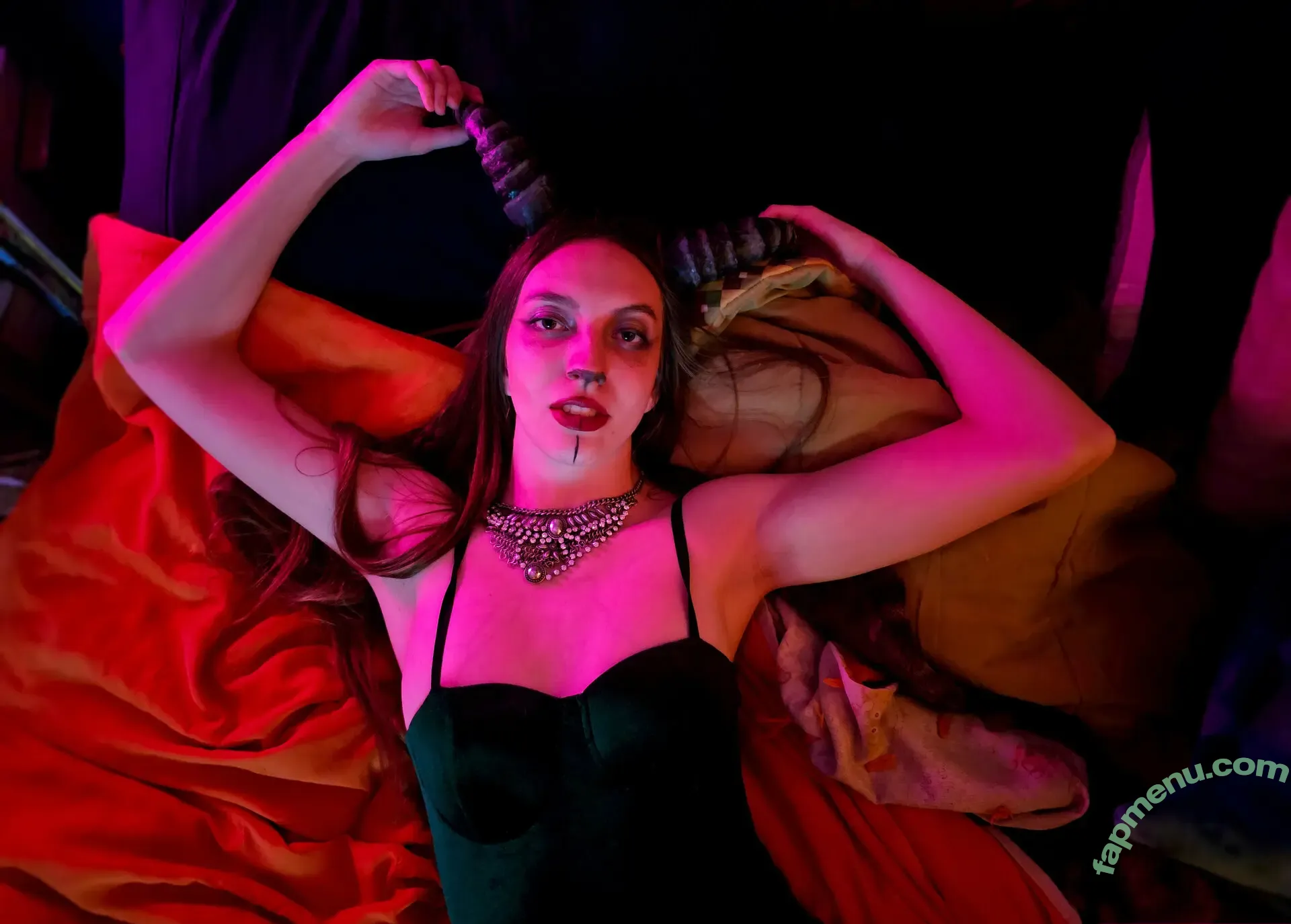 witchrosen nude photo #0045 (witch_rosen)