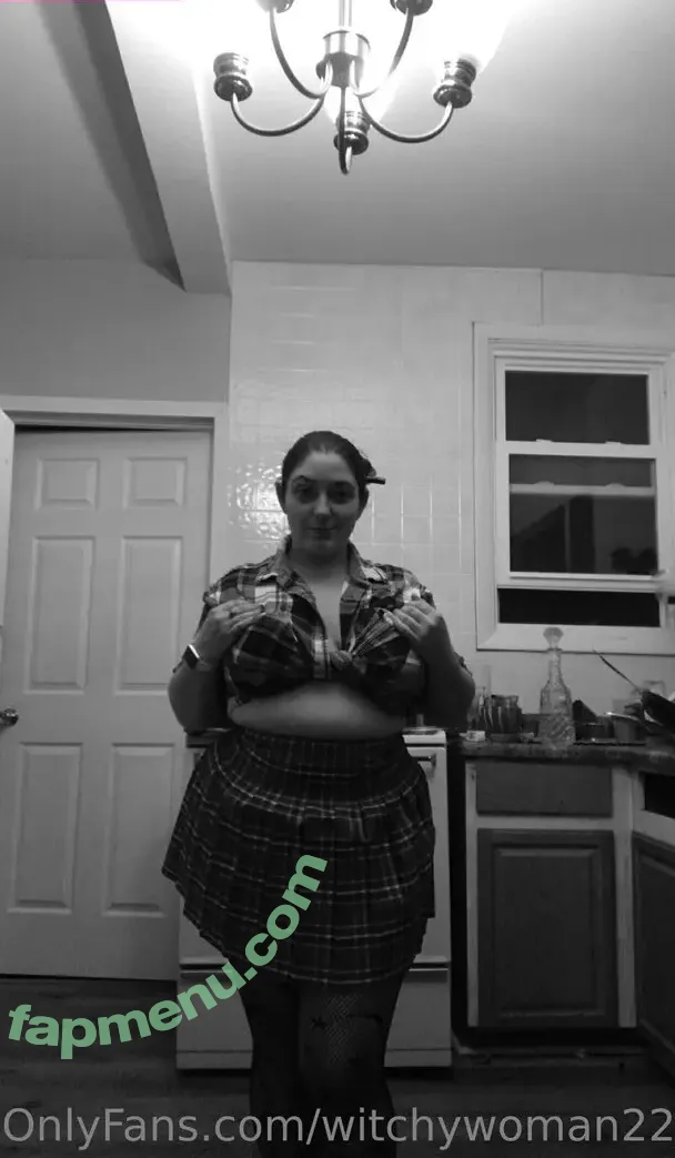 witchywoman22 nude photo #0007 (witchywoman22)