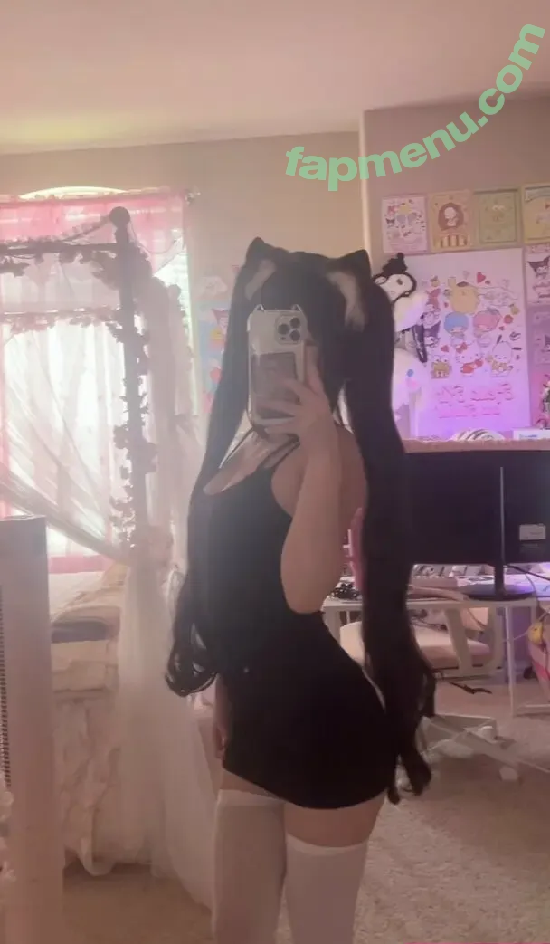 Withoutannie nude photo #0005 (_withoutannie / nuttianni)
