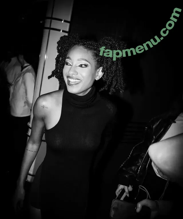 Wllow Smith nude photo #0003 (willowsmith)