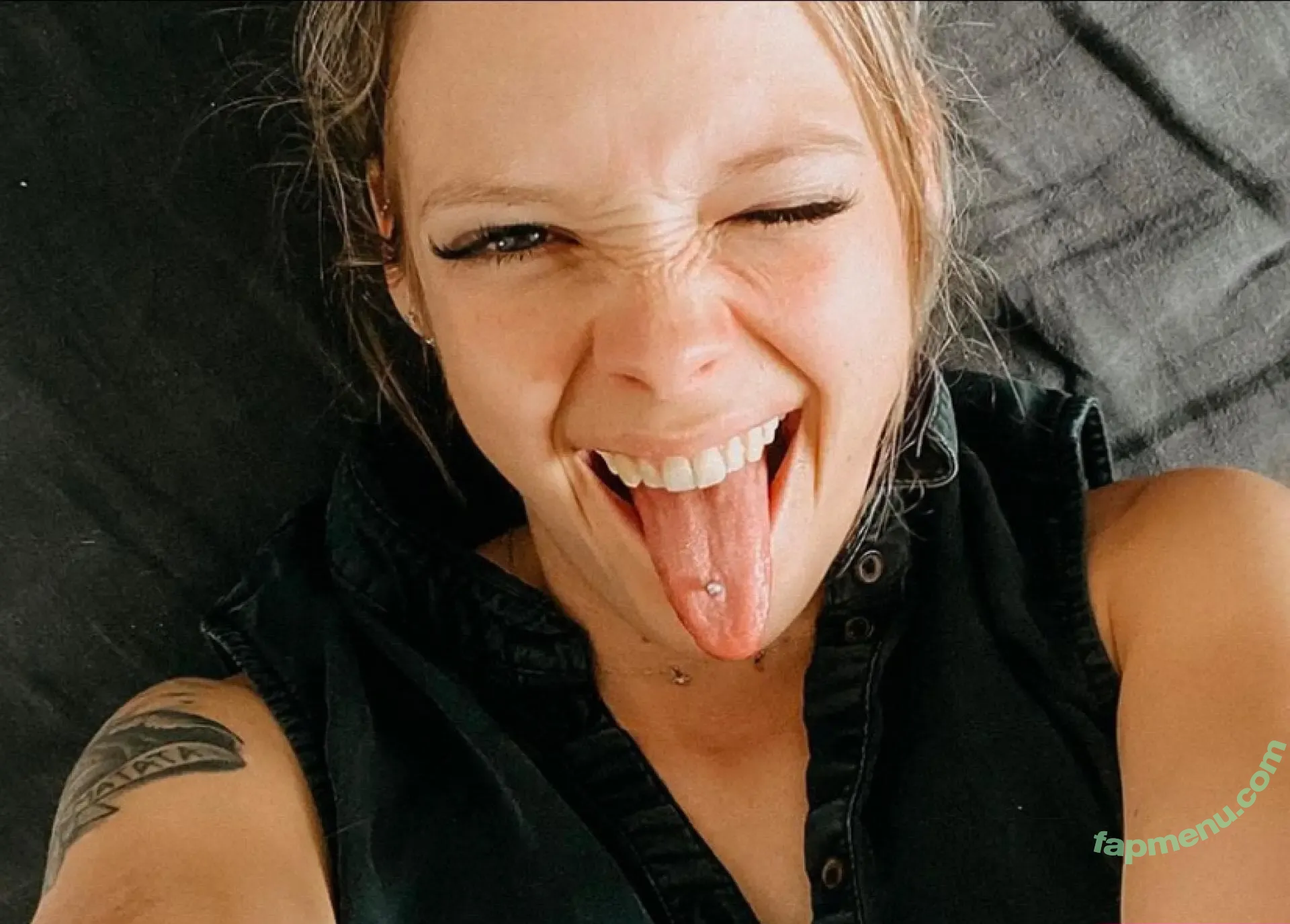 Wünsche Anne nude photo #0003 (Wünsche Anne)