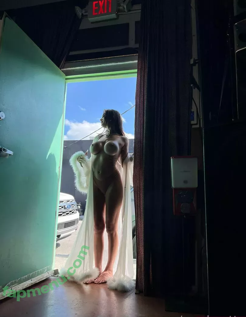 woahnatty nude photo #0212 (cumslutnatalie)