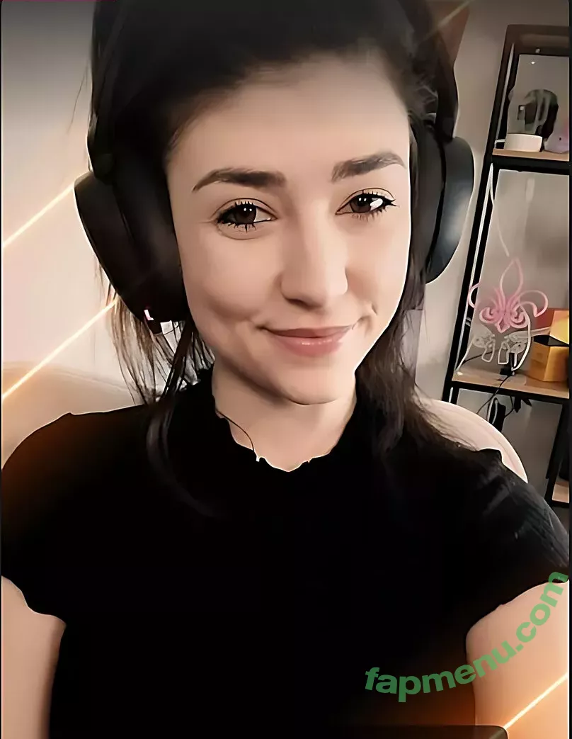 Wolfabelle nude photo #0245 (Wolfabelle)