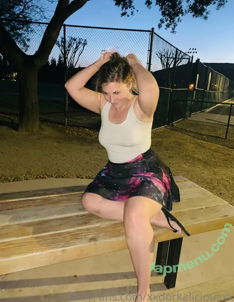 wolfamonggeeks nude photo #0001 (diamonddistrictmediaent)