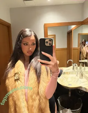 Wolfiecindy / Cindy Kimberly nude photo #1044