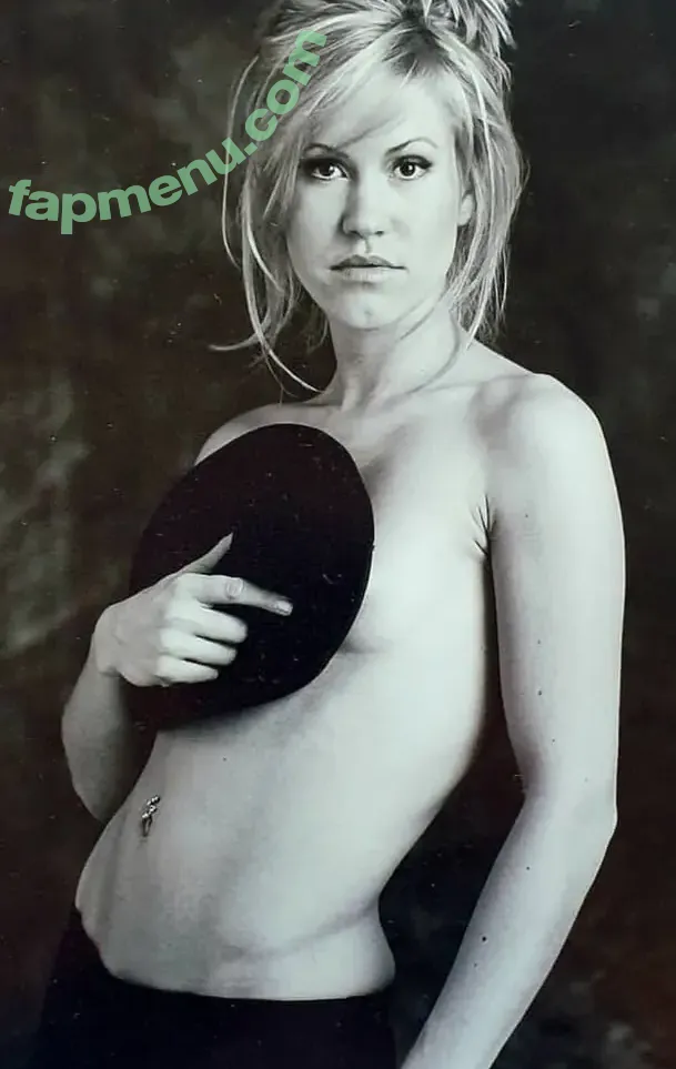 Wolke Hegenbarth nude photo #0023 (wolke_hegenbarth_official)