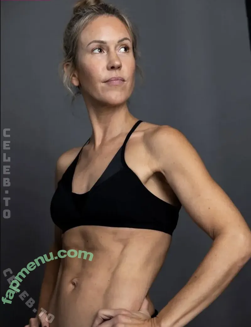 Wolke Hegenbarth nude photo #0378 (wolke_hegenbarth_official)