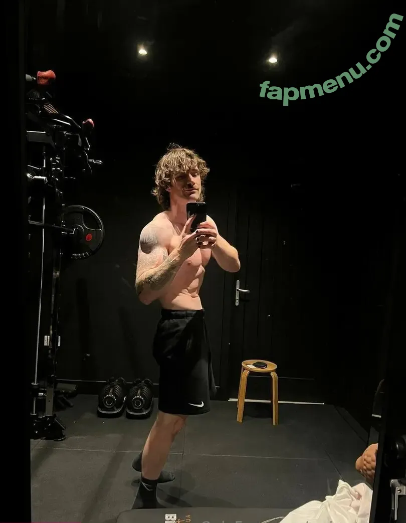 wolver_peen nude photo #0086 (the.one.time)