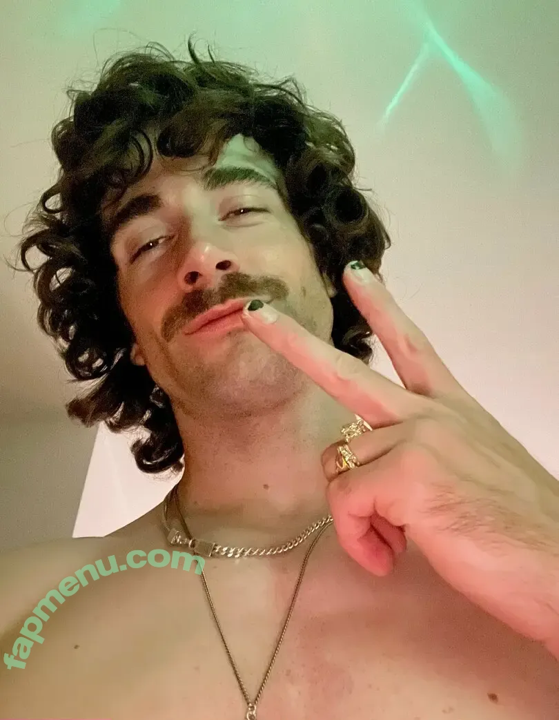 wolver_peen nude photo #0093 (the.one.time)