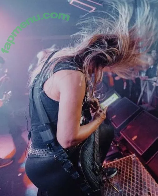 WomenMetal nude photo #0007 (WomenofMetal / thrashmetaldoll)