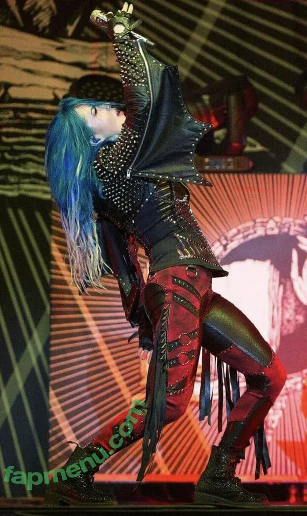 WomenMetal nude photo #0053 (WomenofMetal / thrashmetaldoll)
