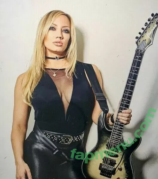 WomenMetal nude photo #0083 (WomenofMetal / thrashmetaldoll)