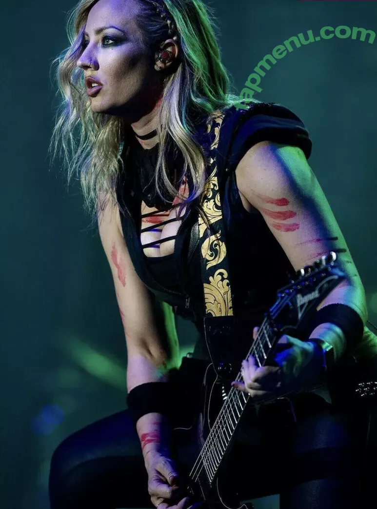 WomenMetal nude photo #0118 (WomenofMetal / thrashmetaldoll)