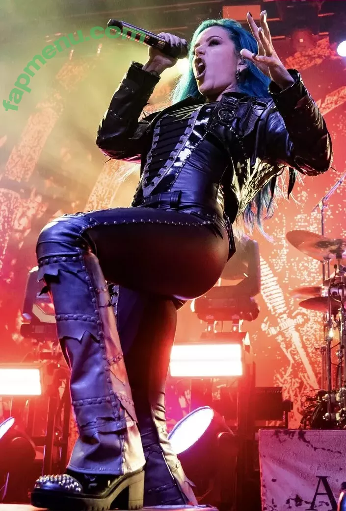WomenMetal nude photo #0269 (WomenofMetal / thrashmetaldoll)