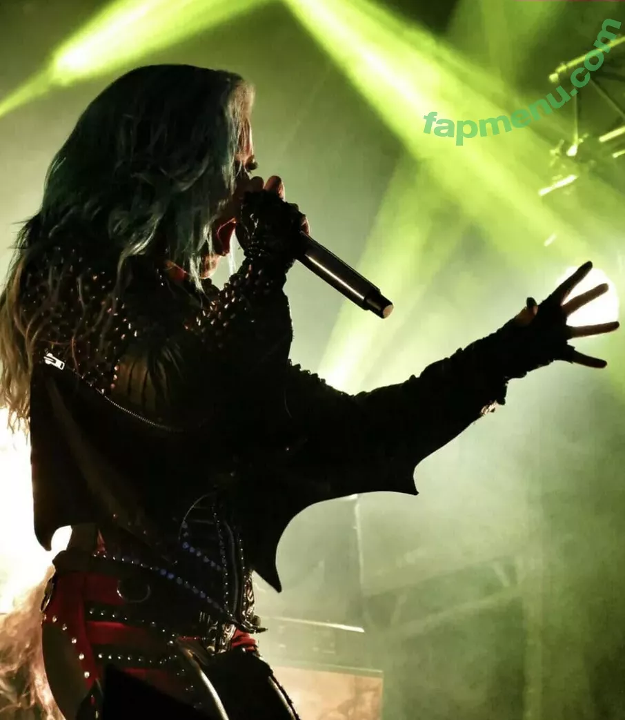 WomenMetal nude photo #0275 (WomenofMetal / thrashmetaldoll)