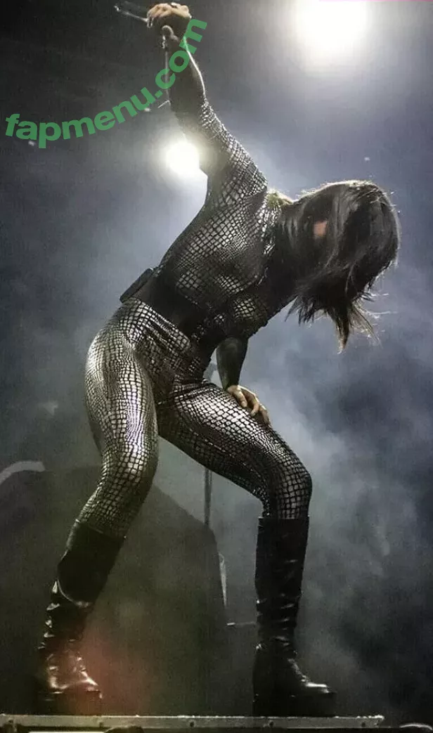 WomenMetal nude photo #0292 (WomenofMetal / thrashmetaldoll)
