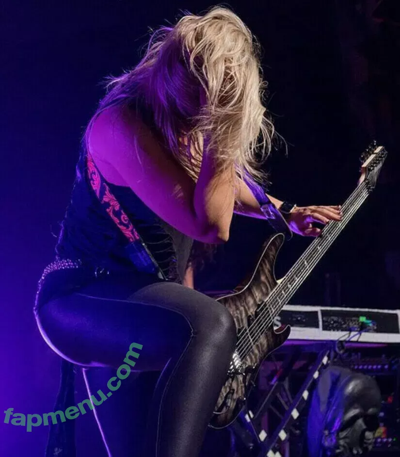 WomenMetal nude photo #0296 (WomenofMetal / thrashmetaldoll)