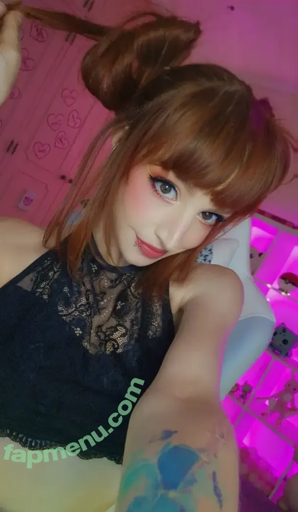 Wonderana nude photo #0002 (Wonderana)