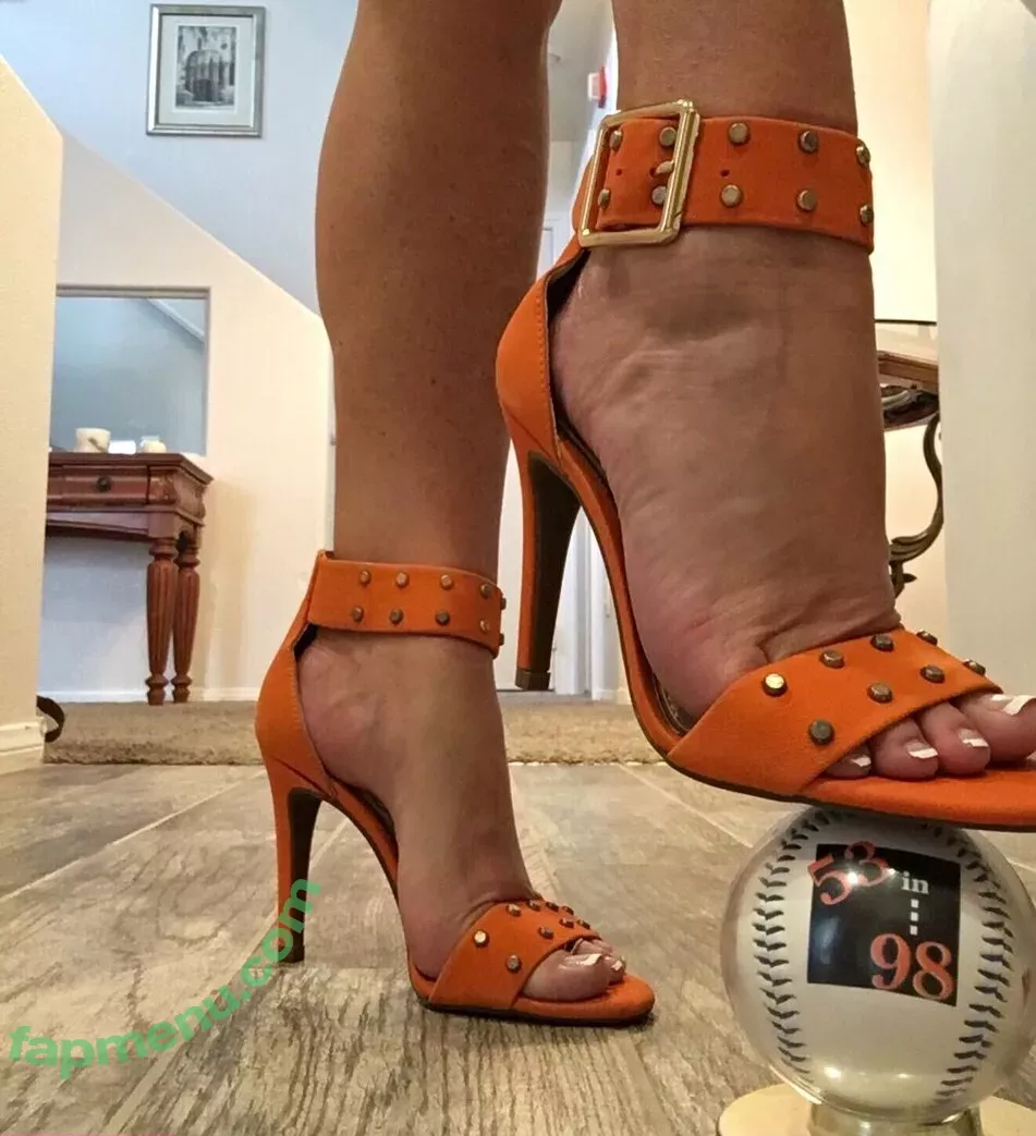 wonderfeetwoman nude photo #0163 (wonderfeetwoman)