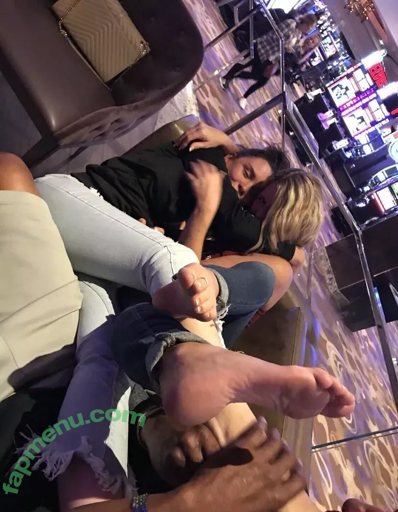 wonderfeetwoman nude photo #0207 (wonderfeetwoman)